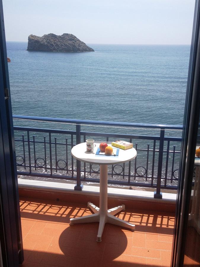 Hotel Kyma Skala Eresou Bagian luar foto