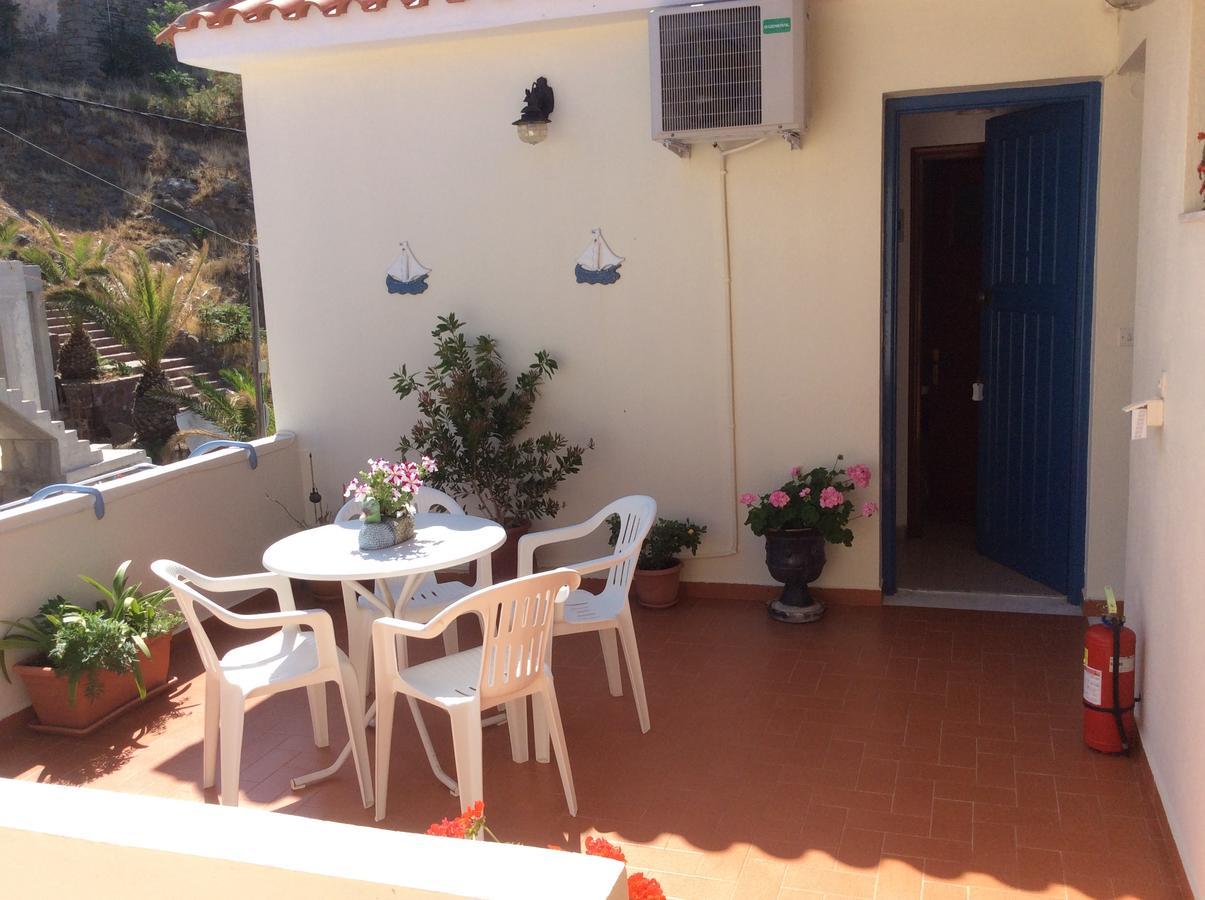 Hotel Kyma Skala Eresou Bagian luar foto